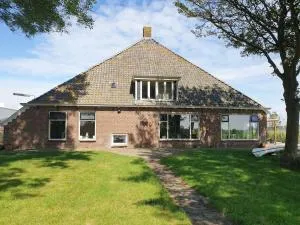 Akkerhorst boerderij Lollum in Friesland. - Achlum