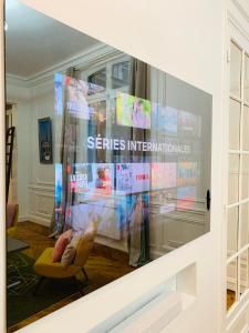 2 bedrooms - Paris centre - Champs Elysees