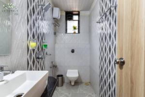 Stay Leisurely By The Foothills 7BHK , Pawna Lake,