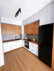 Elegant 1-Bedroom Flat With Balcony Near Wrocław