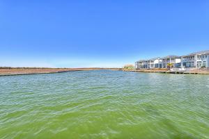 Waterfront Villa on St Charles Bay