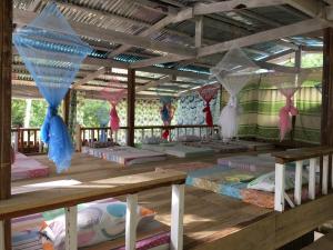 Bohol Hammock Hostel