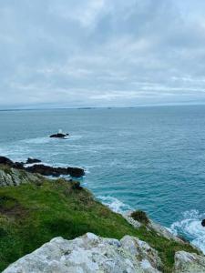 Maisons de vacances Maisonnette,100m mer, proche St Malo/Cancale, WIFI : photos des chambres