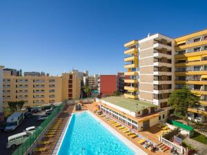 Marlenghi Apartments 413