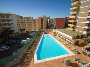 Marlenghi Apartments 412