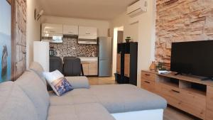 Cadet Apartman with lake view