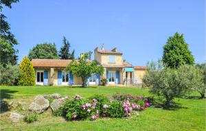 Maisons de vacances Stunning Home In Lanon-provence With Wifi, Private Swimming Pool And 4 Bedrooms : photos des chambres