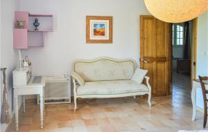 Maisons de vacances Stunning Home In Lanon-provence With Wifi, Private Swimming Pool And 4 Bedrooms : photos des chambres