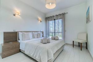 Two Bed Apartment in Albur Village, Alvor 2G