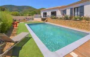Stunning Home In Propiac With Wifi, Private Swimming Pool And 3 Bedrooms