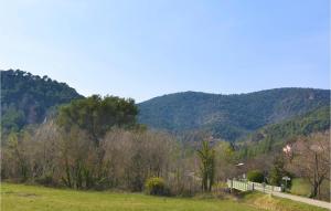 Maisons de vacances Stunning Home In Propiac With Wifi, Private Swimming Pool And 3 Bedrooms : photos des chambres