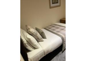The Waverley Inn Holiday Homes