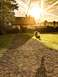 Das Haus am Bach - Schöne große moderne Wohnung mit Terrasse - Bechtheim