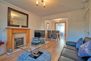 Three bedroom house in Culloden, Inverness