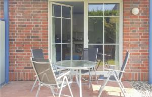 1 Bedroom Gorgeous Apartment In Prerow