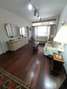 Lindo apartamento com 2 suites