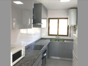 Turyva Tarongers 8 - Cozy Apartment with Terrace & Parking near Peñíscola Beach