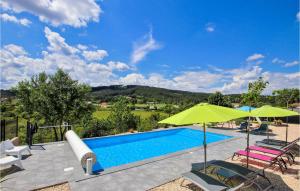 Maisons de vacances Stunning Home In Saint Sernin With 6 Bedrooms, Wifi And Private Swimming Pool : photos des chambres