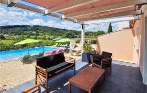 Maisons de vacances Stunning Home In Saint Sernin With 6 Bedrooms, Wifi And Private Swimming Pool : photos des chambres