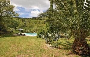 Maisons de vacances Beautiful home in Ville di Paraso with Private swimming pool and Outdoor swimming pool : photos des chambres