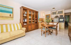 Appartements Nice apartment in Pianottoli Caldarello with 2 Bedrooms, WiFi and Outdoor swimming pool : photos des chambres