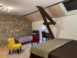 Maisons de vacances Gite Sauvagny, 3 pieces, 8 personnes - FR-1-489-431 : photos des chambres