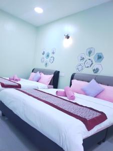 Octopus House Langkawi Easy Shop Easy Play