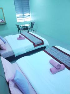 Octopus House Langkawi Easy Shop Easy Play