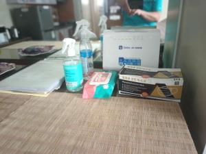 NICE CORNER AYALA 1 bedroom condo at heart of DAVAO CITY with hi speed wi fi internet