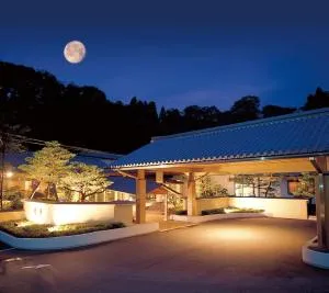 TAKITEI Riverside Onsen ーA Hidden Ryokan in Kanazawaー - Shirayama