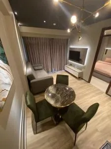 Daymentroom Apartemen R711 2 BR Pasteur Bandung - Cimindi