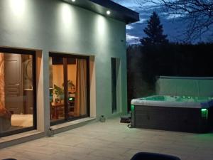 Maisons de vacances lovebirds spa : photos des chambres