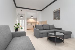 One-Bedroom Apartment with Balcony room in Aparthotel Platinum