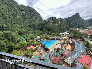 Sunway Onsen Hotsprings with Theme Park View, Sunway Lost World
