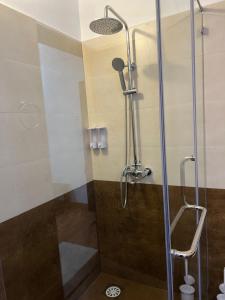 Galway Green - Lake View Luxury Apartment, Nuwara Eliya Sri Lanka