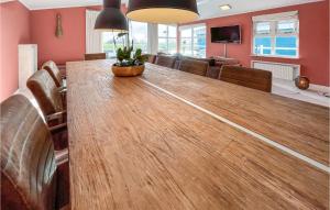 Stunning Home In Workum With Kitchen