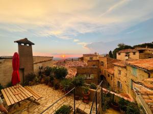 Penthouse Duplex Couple ou Famille- La Maison Searle à Tourtour