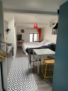 Maisons d'hotes AppartsHotels'De Ville : photos des chambres