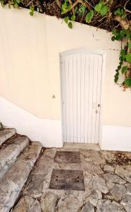 SUPERBE VILLA-DOMAINE AVEC GOLF PISCINE ET TENNIS