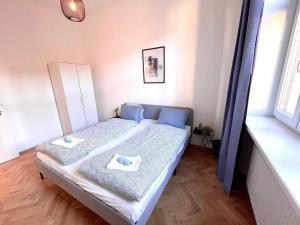 Brand New Spacious & Stylish Aptmt in City-Centre