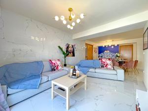 New Luxurious apartment - 1 minute from Elli Beach