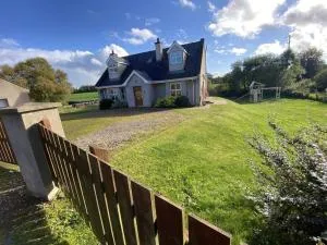 Erne Retreat - Tully