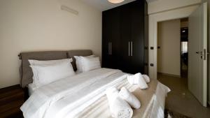 Meteora Skyline by Meteora Residencies