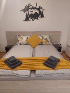 Premium mountain studio 40 Semiramida Gardens