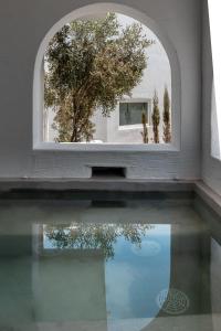 Honeymoon Suite Outdoor Hot Tub room in Sandaya Luxury Suites