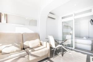 Las Damas 14-B Sea View Levante Beach