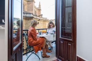 Luxury Gran Via Apartments