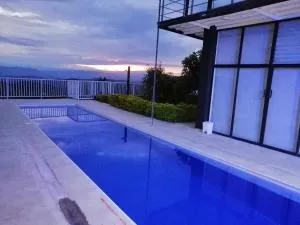 VILLA CARO - Tres Esquinas