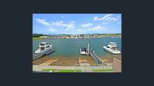 Sunshine Deluxe Port Macquarie - Point Plomer 