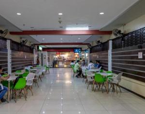 Check Inn Bacolod by RedDoorz